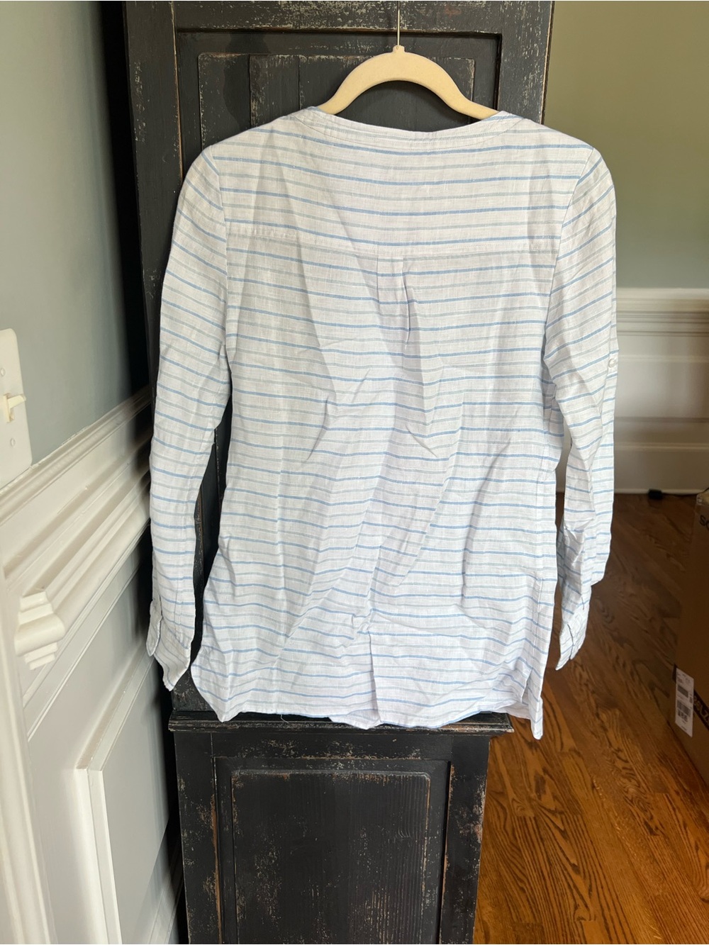 Vineyard Vines Beach Stripe Embroidered Popover top Sz 2 NWT - Picture 2 of 11